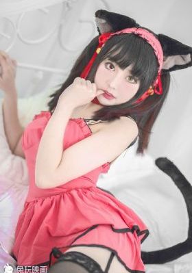 日韩的套装女式_蓝光在线观看