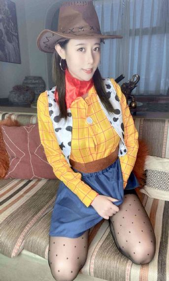 91丝袜脚交足在线播放_高清免费电视剧