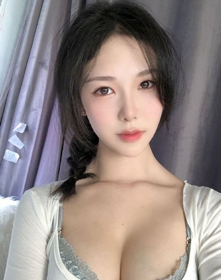 青娱乐在线品盛宴_720高清视频播放