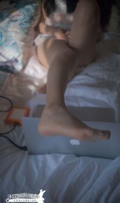 欧美宫廷装_国产剧高清迅雷在线观看