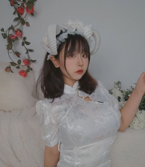 《年轻的母亲中语播放》惊悚片_720在线观看高清