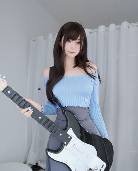 欧美多人舞蹈_720日韩免费观看