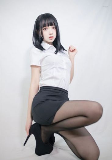 欧美背影头像女_蓝光免费观看视频