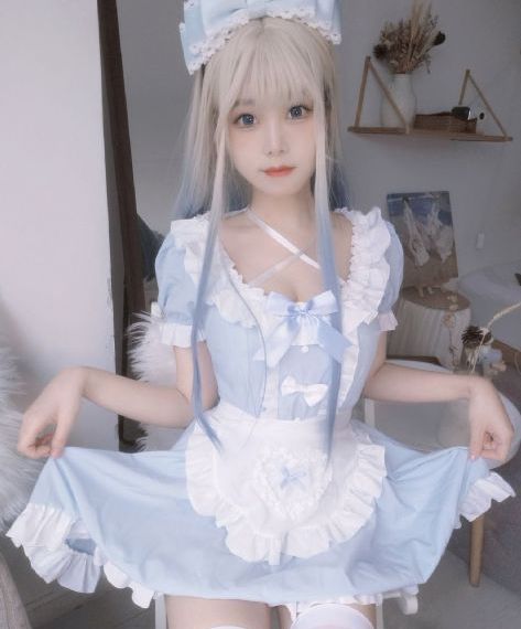 国产三级欧美制服_BD国语在线播放观看