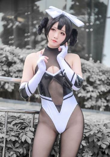 欧美美女搞笑视频_HD日韩免费观看